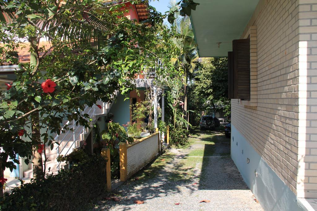 Hotel Residencial Aracua Bombinhas Zewnętrze zdjęcie