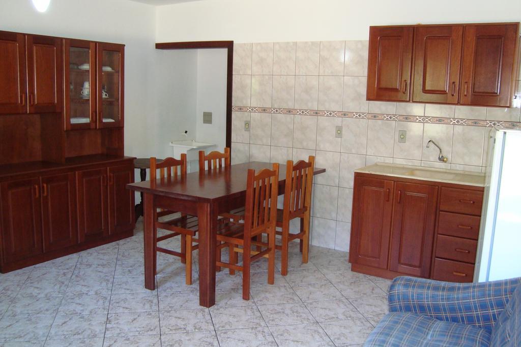 Hotel Residencial Aracua Bombinhas Zewnętrze zdjęcie